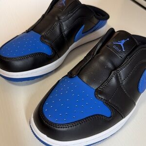 Nike Black and Blue slip in golf Shoes